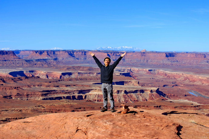 002gAXy8gy6OE7ygHYg04&690